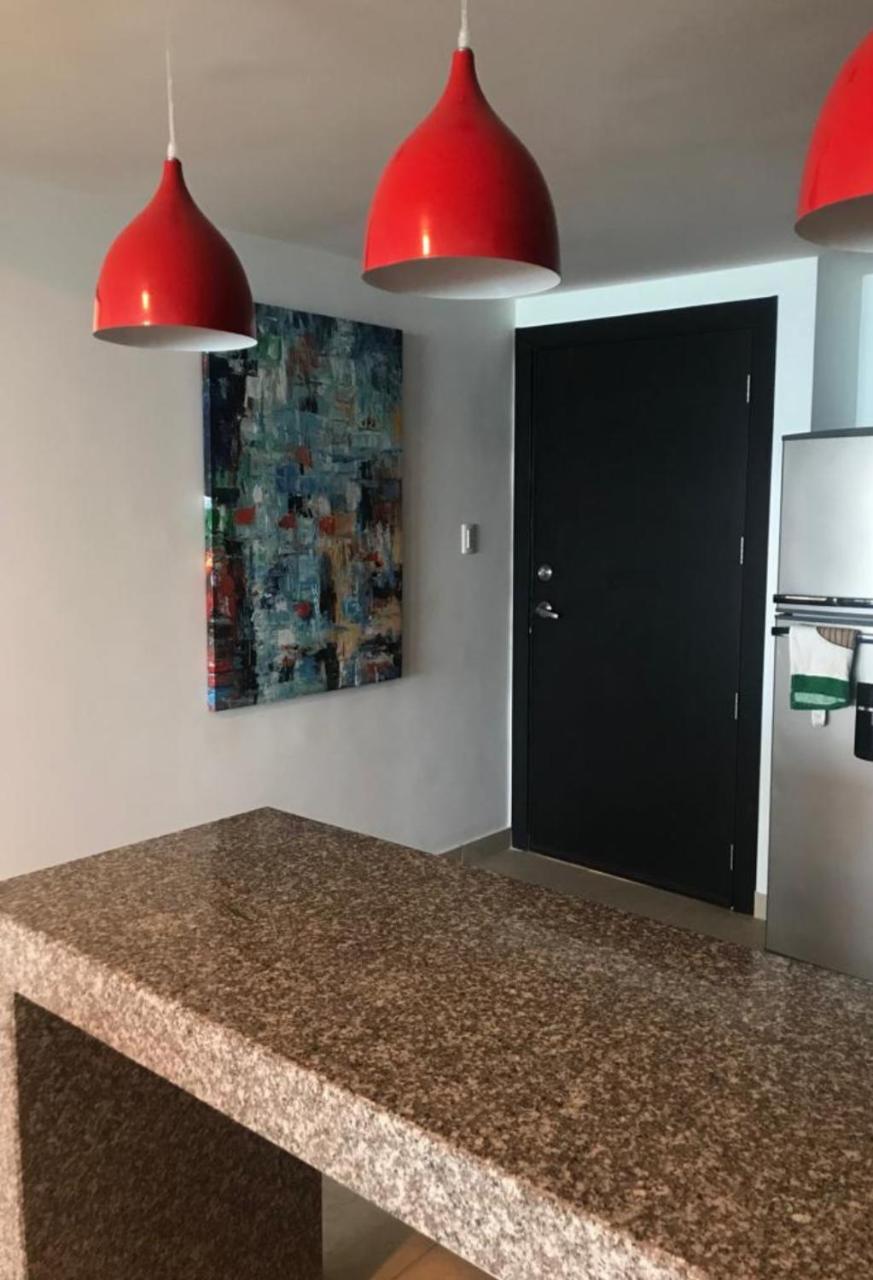 Lindo Departamento Al Pie De Playa Edificio Torre Oceanica Apartment Salinas  Exterior photo