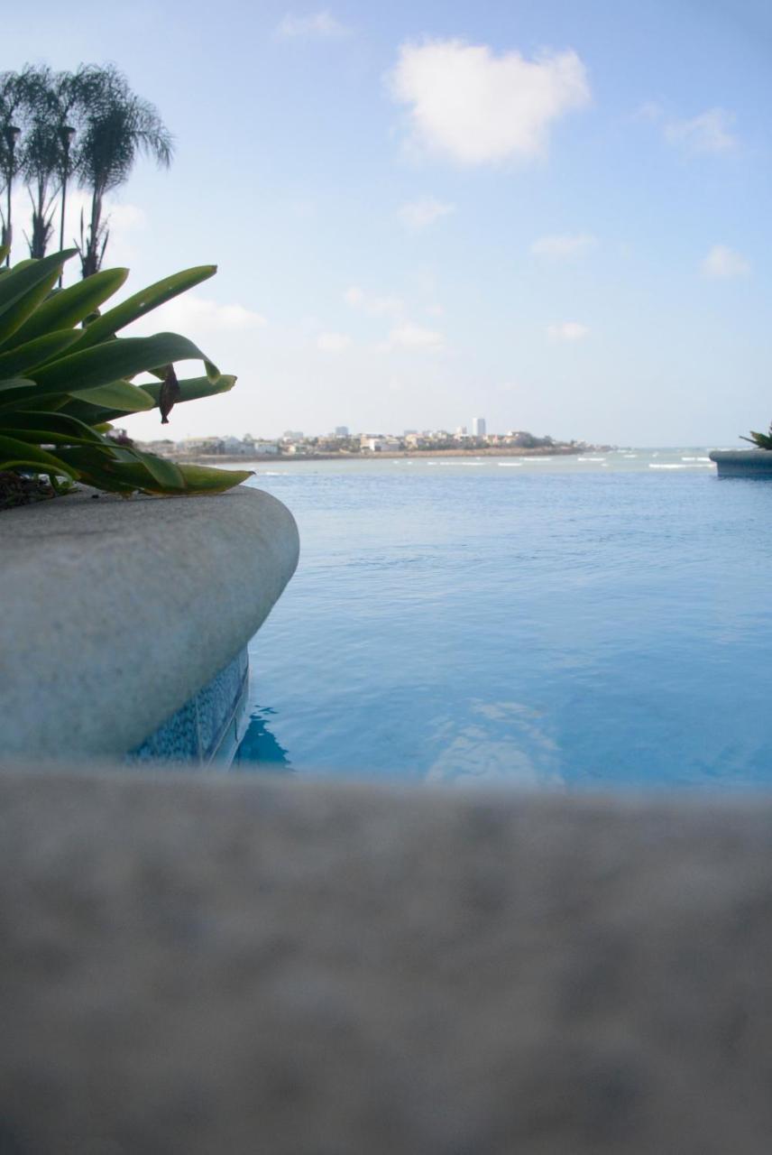 Lindo Departamento Al Pie De Playa Edificio Torre Oceanica Apartment Salinas  Exterior photo