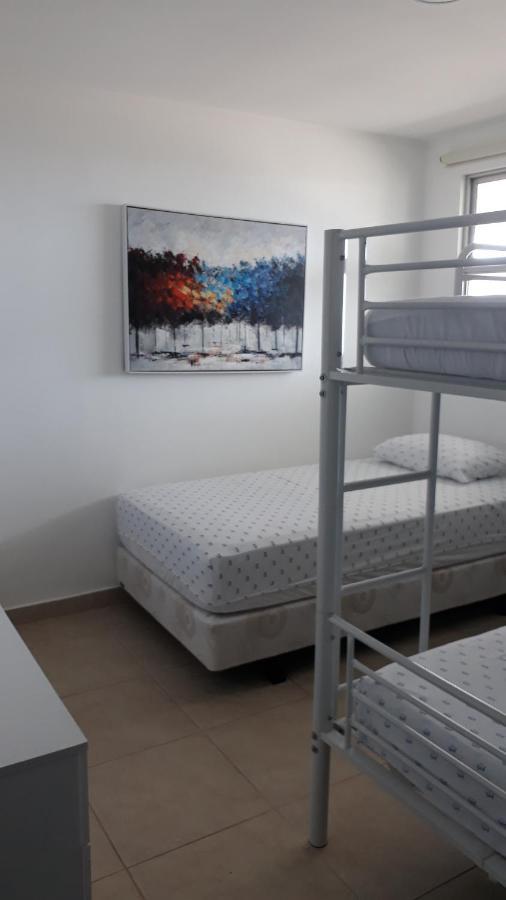 Lindo Departamento Al Pie De Playa Edificio Torre Oceanica Apartment Salinas  Exterior photo